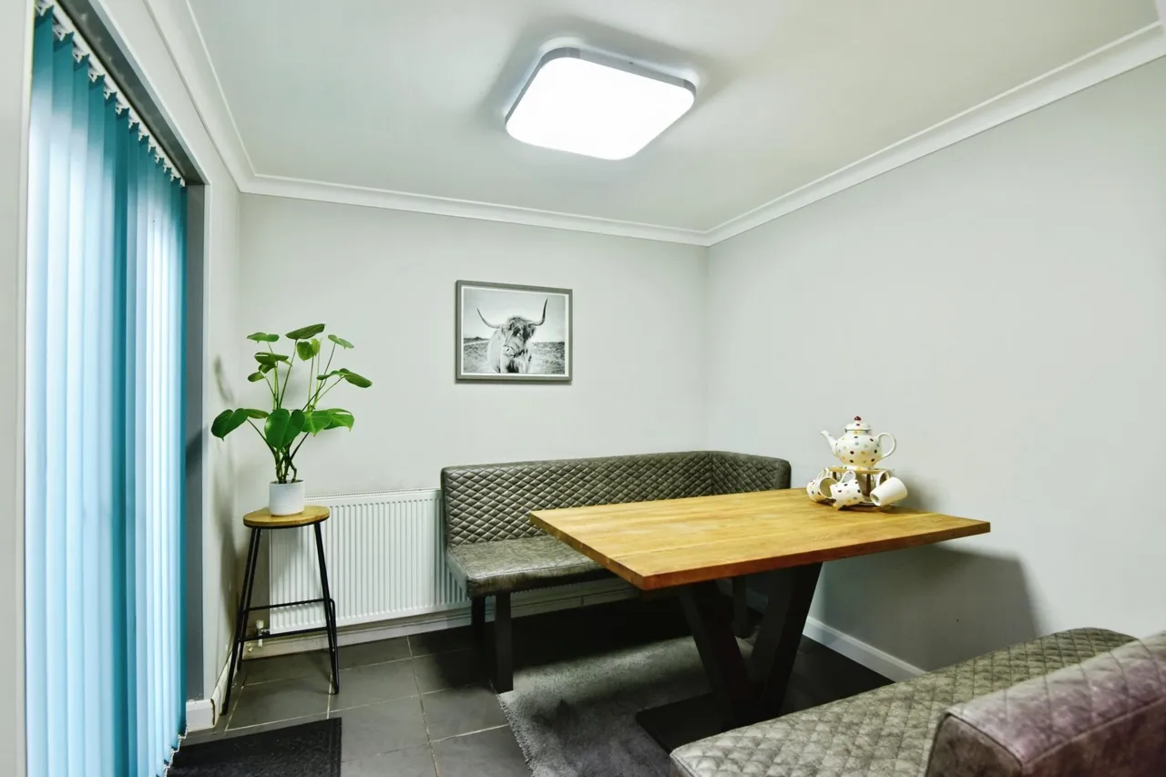 Greenbank Road, May Bank, ST5, photo 7