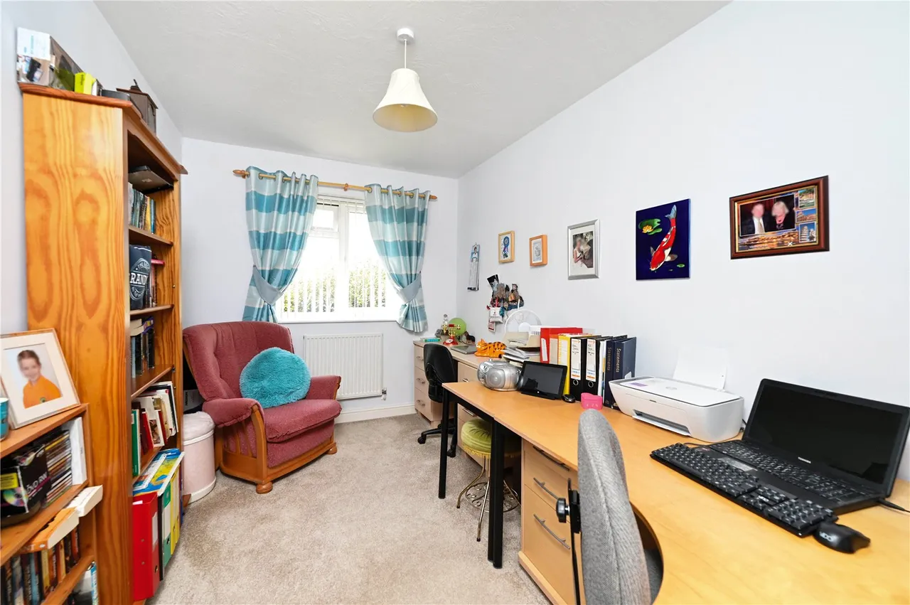 Milton Grange, Ash Vale, Guildford, Surrey, GU12 5DU, photo 13