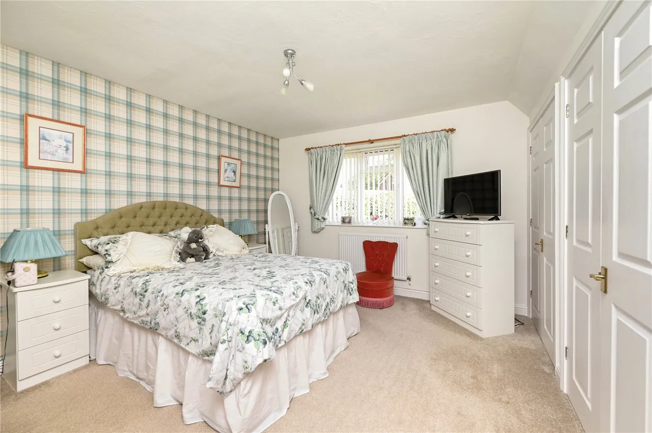 Milton Grange, Ash Vale, Guildford, Surrey, GU12 5DU, photo 9
