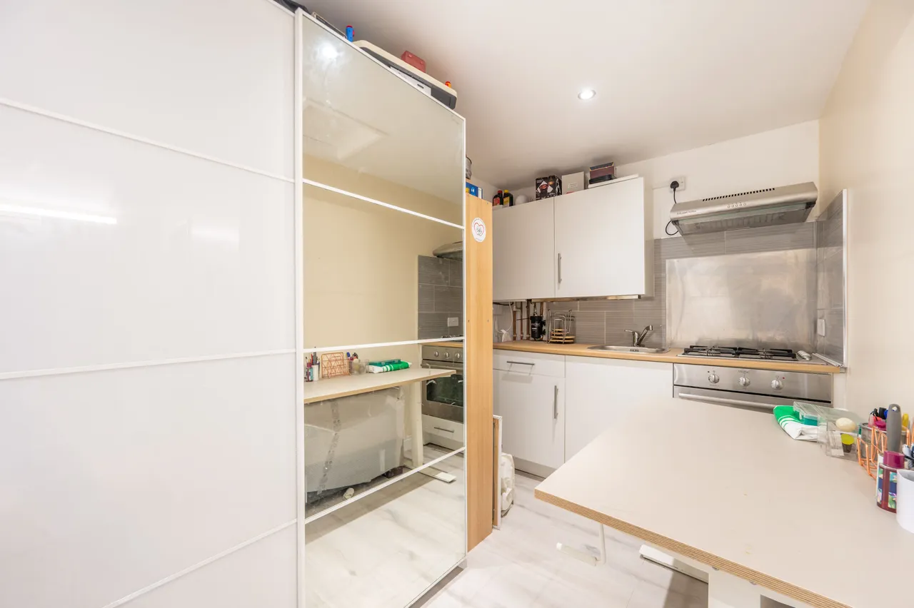 Annex, 102 Eastcote Avenue, Greenford, photo 8