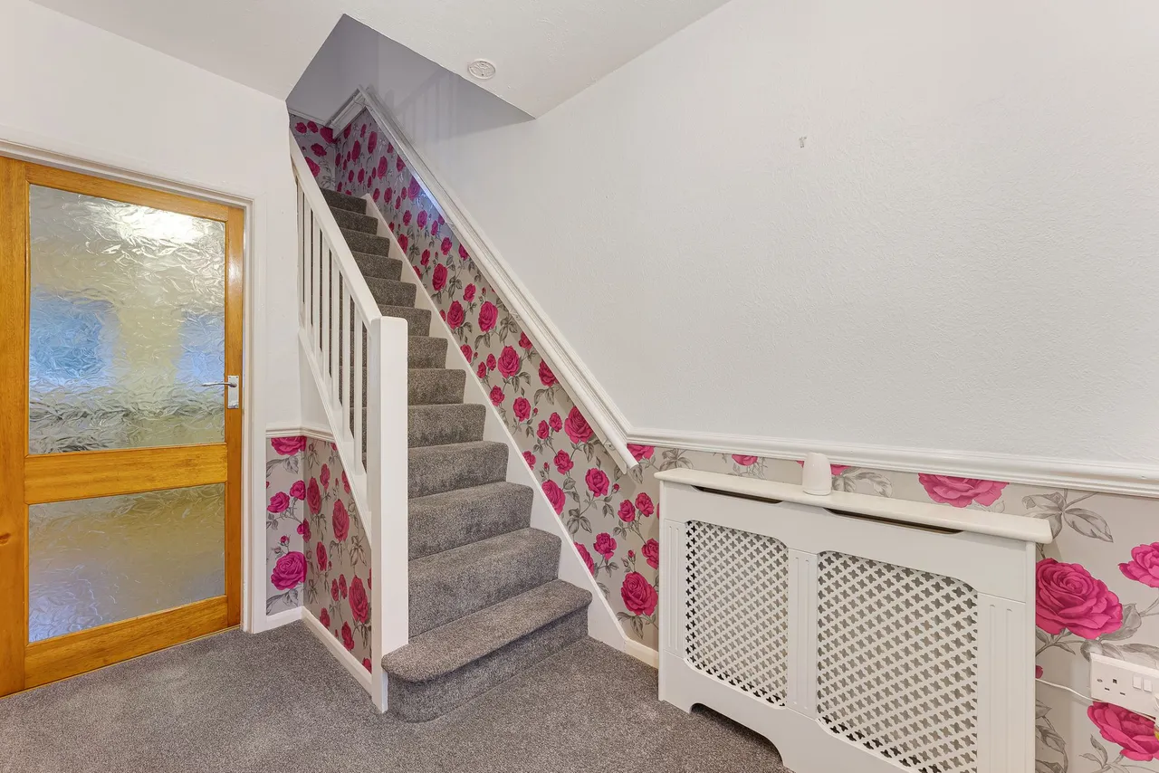Riversdale Road, Halton, WA7, photo 9