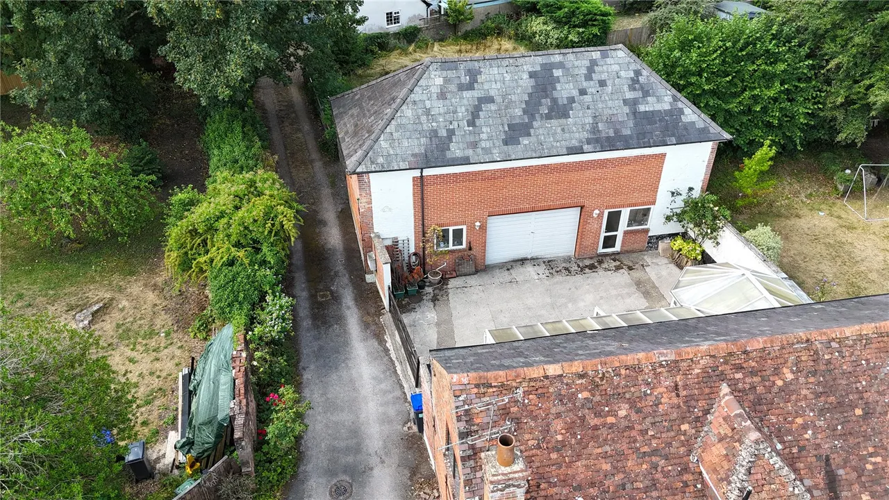 Bell Lane, Wilton, Salisbury, Wiltshire, SP2 0HY, photo 18