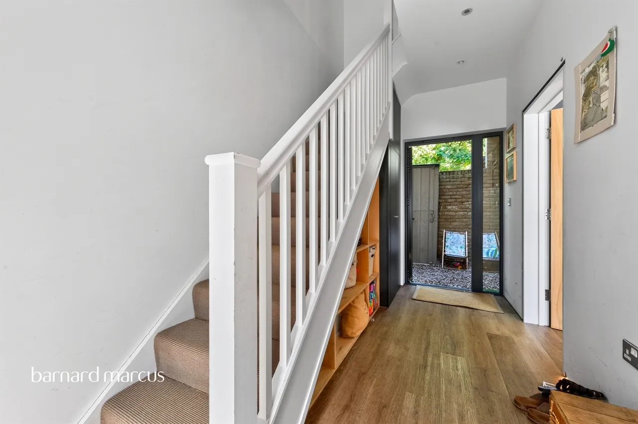 St. Andrew's Road, Surbiton, KT6, photo 13