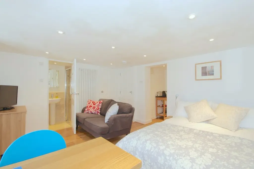 flat to rent, Lynton Road, SE1