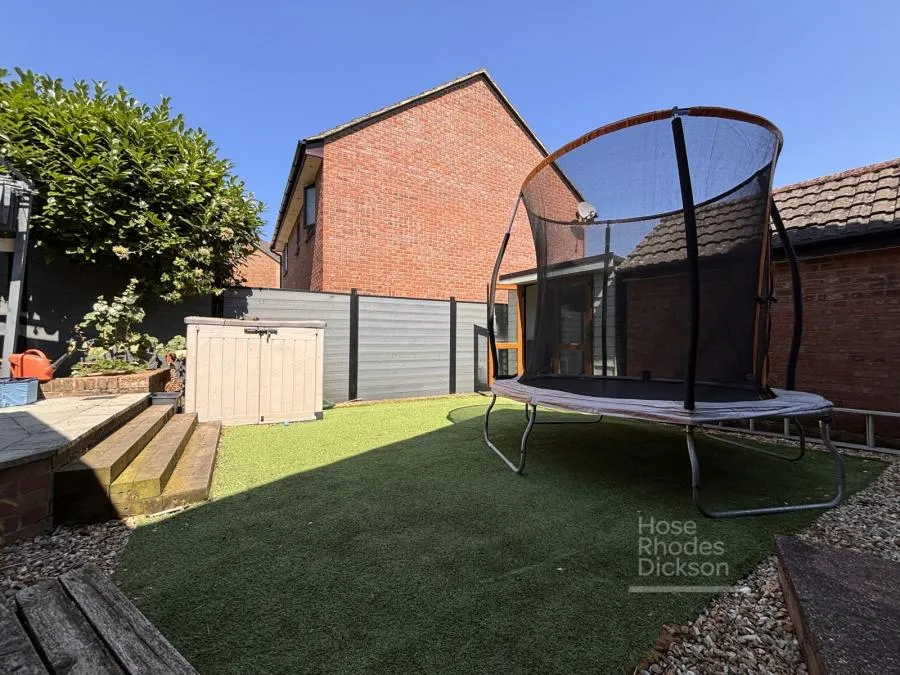 Hornbeam Close, Newport, PO30, photo 15