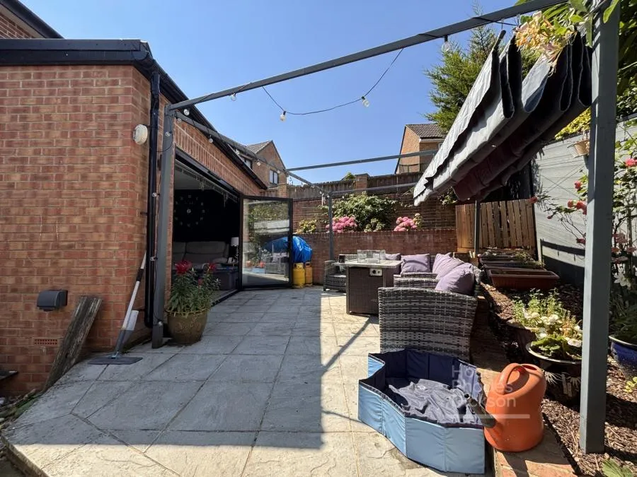 Hornbeam Close, Newport, PO30, photo 16