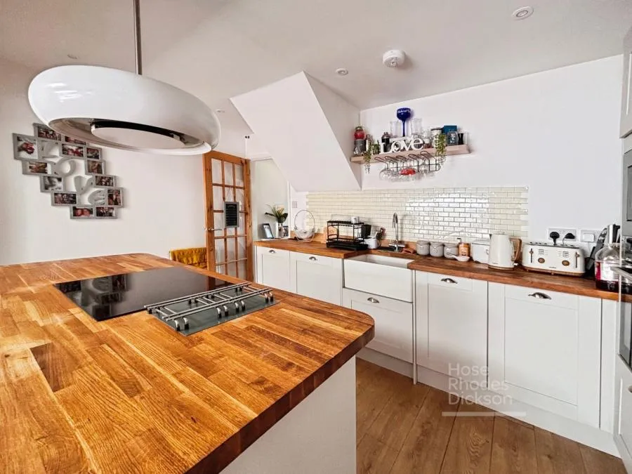 Hornbeam Close, Newport, PO30, photo 6