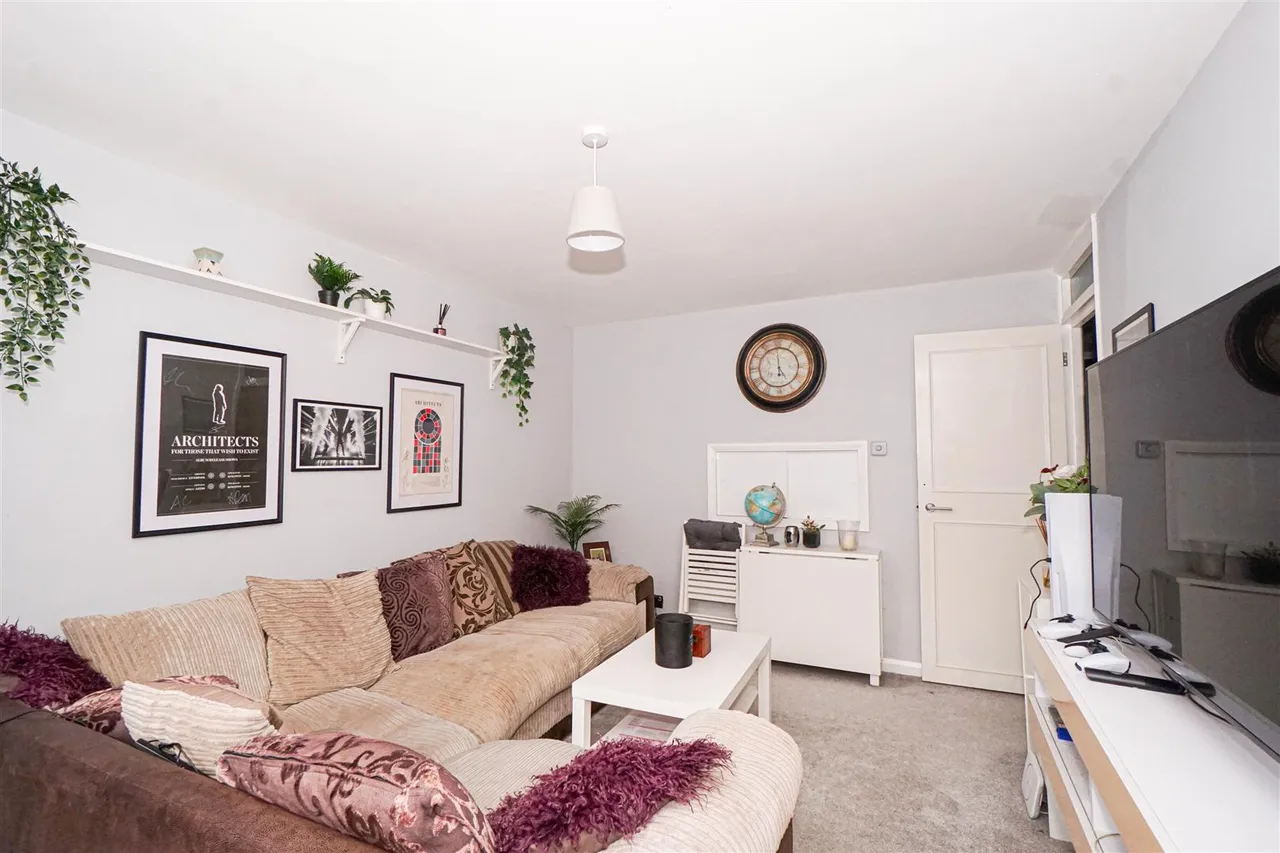 Cantelupe Road, Bexhill-On-Sea, photo 10