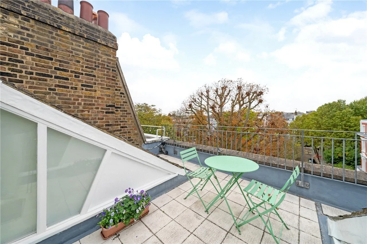 Chalcot Square, Primrose Hill, London, NW1, photo 8