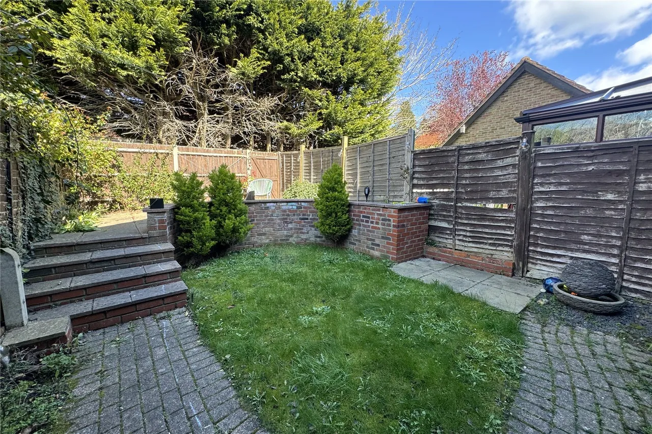 Rosewood Way, West End, Woking, Surrey, GU24 9PF, photo 10