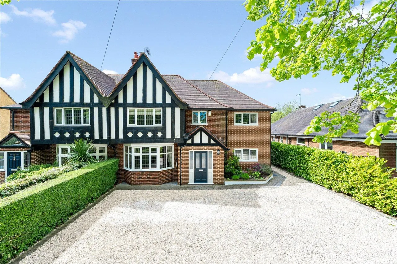 4 bed house for sale, Spofforth Hill, Wetherby