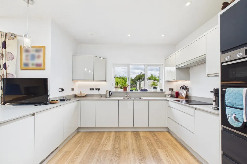 Bellingham Road, Kendal, LA9, photo 23