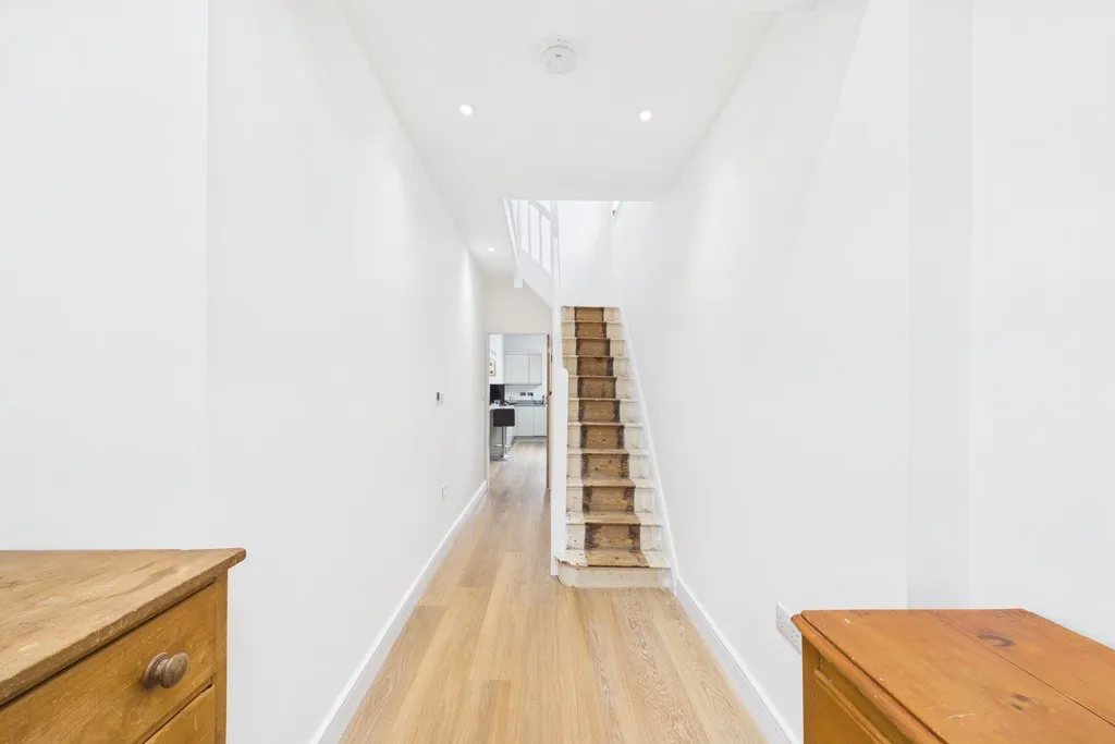 Bellingham Road, Kendal, LA9, photo 18
