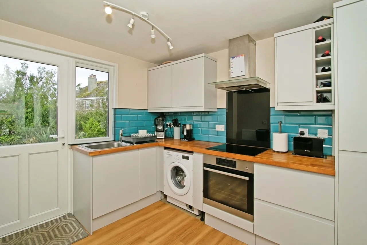 Trembel Road, Helston, TR12, photo 6