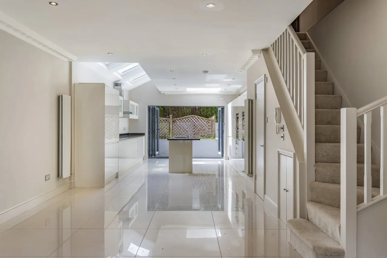 Hazlebury Road, Fulham, London, SW6 2NB, photo 4
