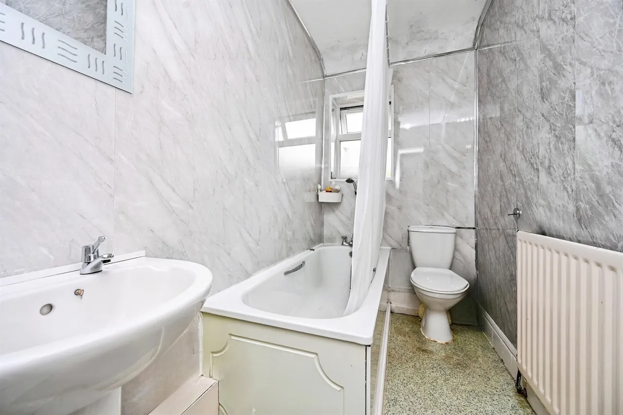 Bridge Croft, Liverpool, L21, photo 9