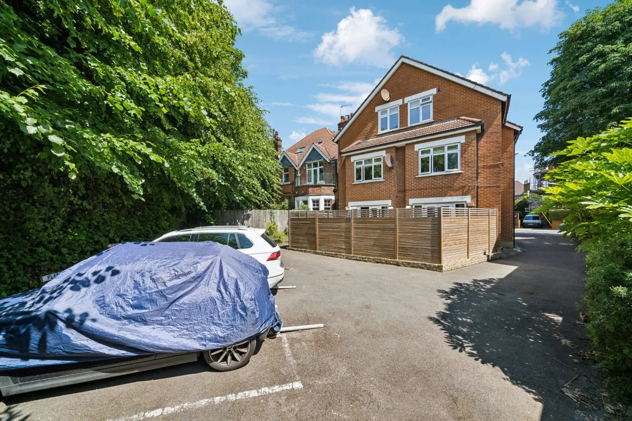 Nightingale Lane, London, SW12, photo 12