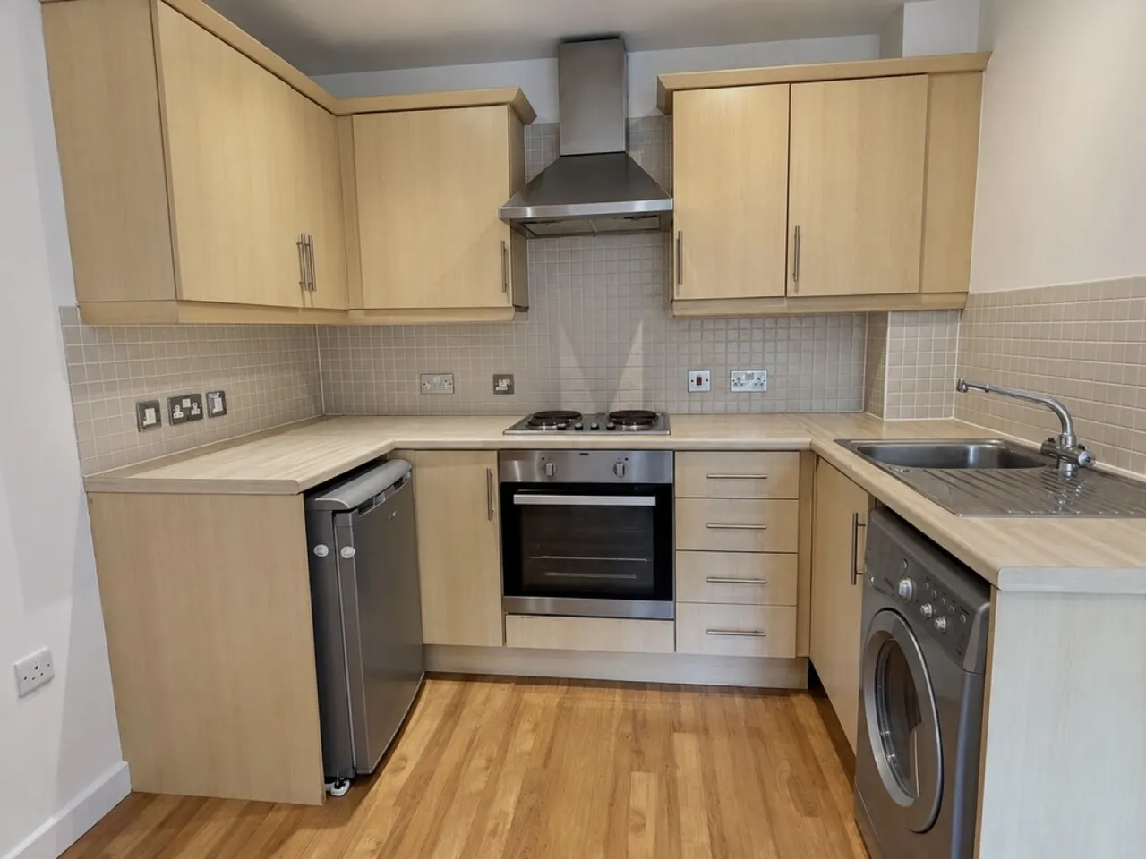 Hanwell Mews, Banbury, OX16, photo 2