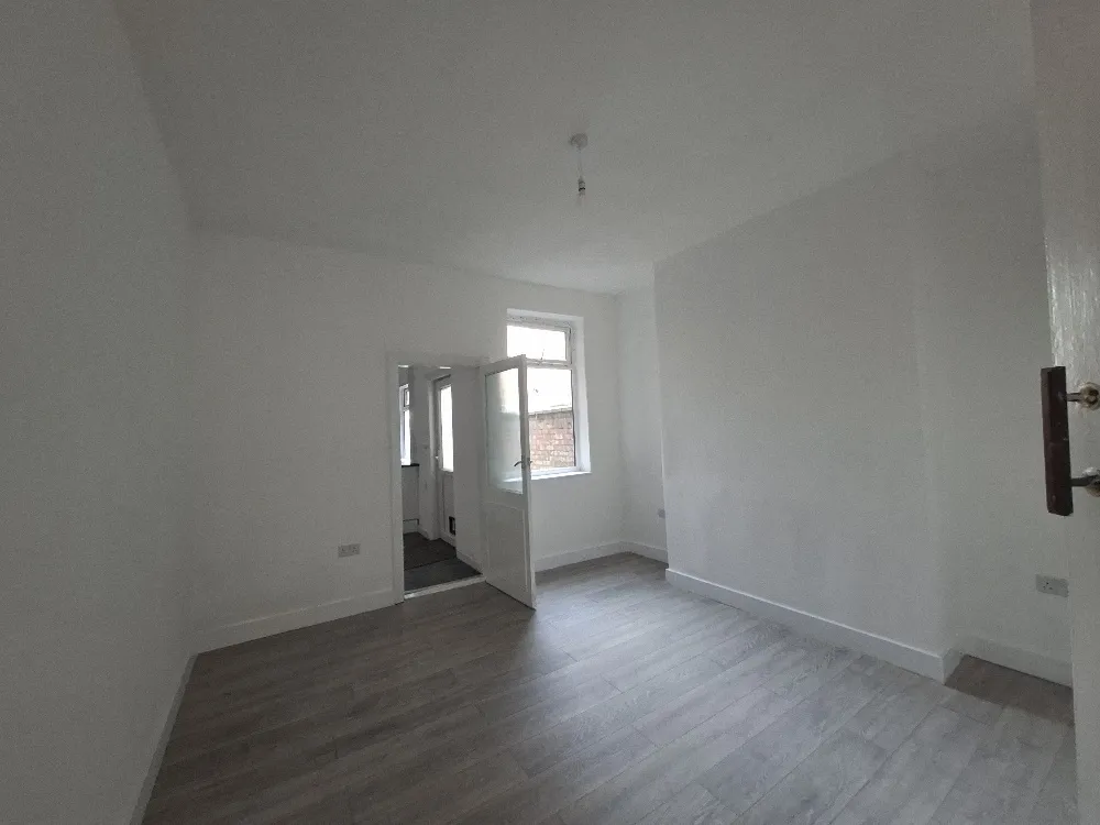 Diana Street, Scunthorpe, DN15, photo 3