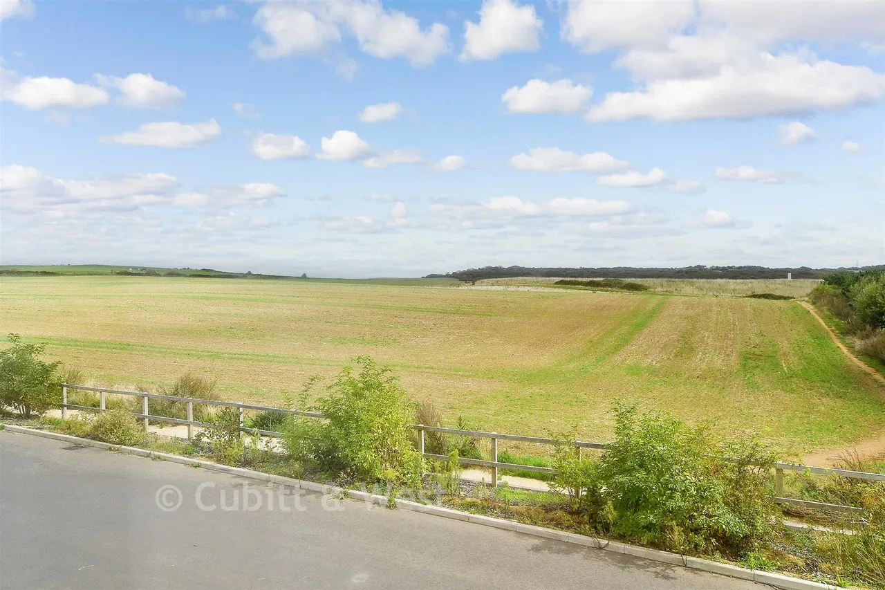 Pipit Way, Peacehaven, BN10, photo 11