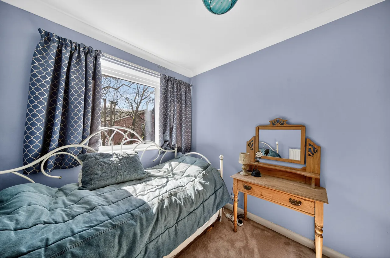 High Point, Weybridge, KT13, photo 12
