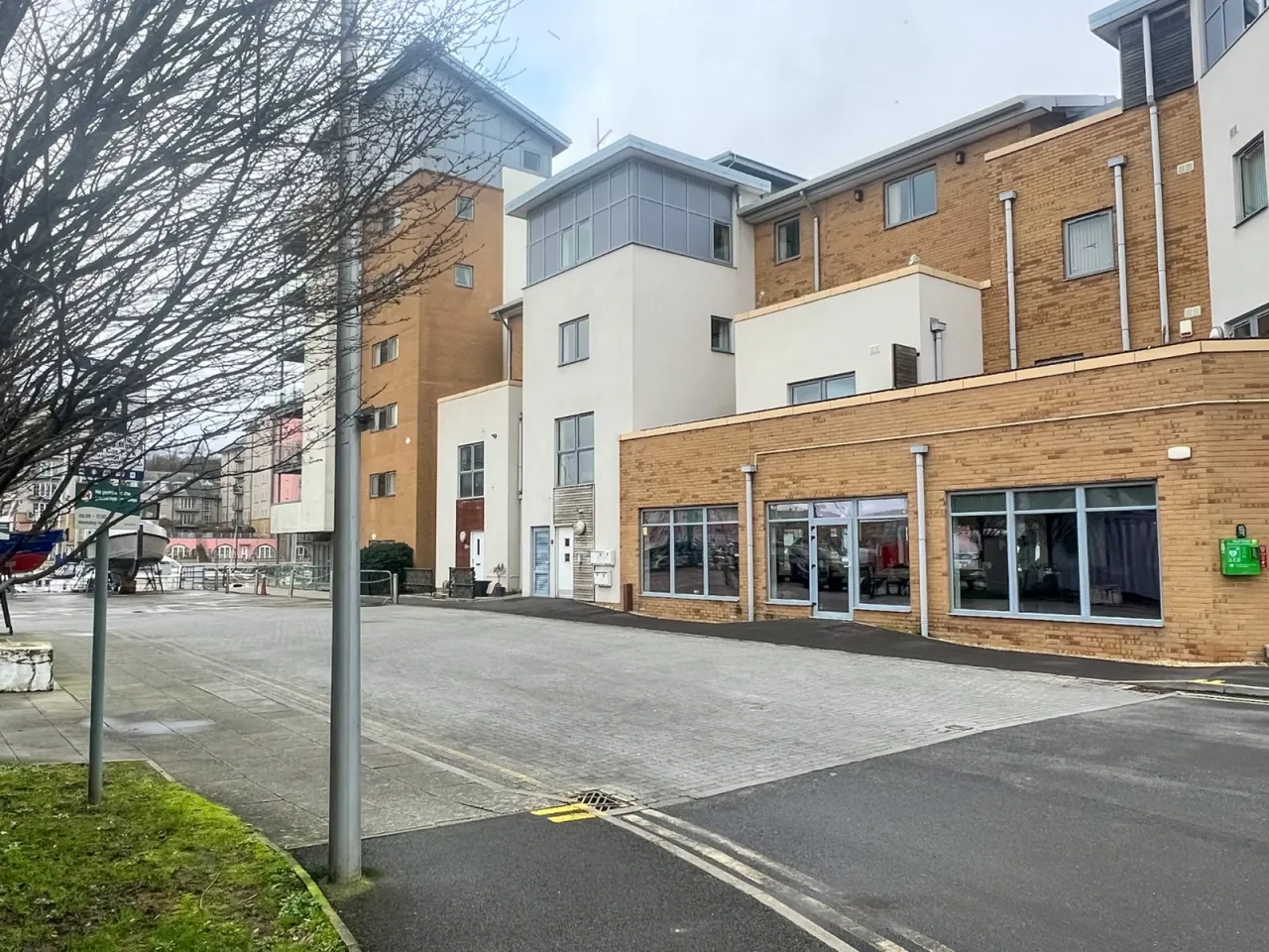 2 bed flat for sale, Mizzen Court, Portishead, BS20