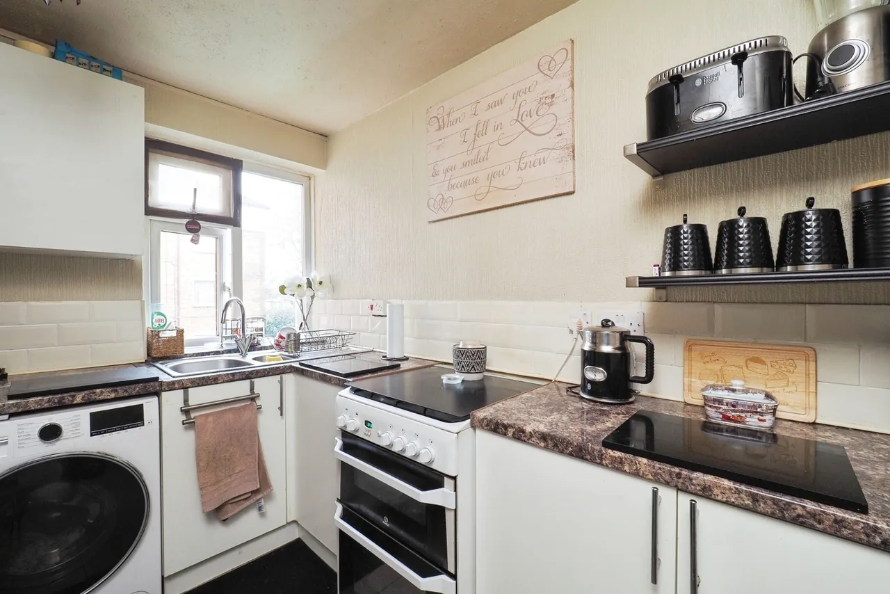 Capitol Court, Wollaton, Nottingham, NG8, photo 2