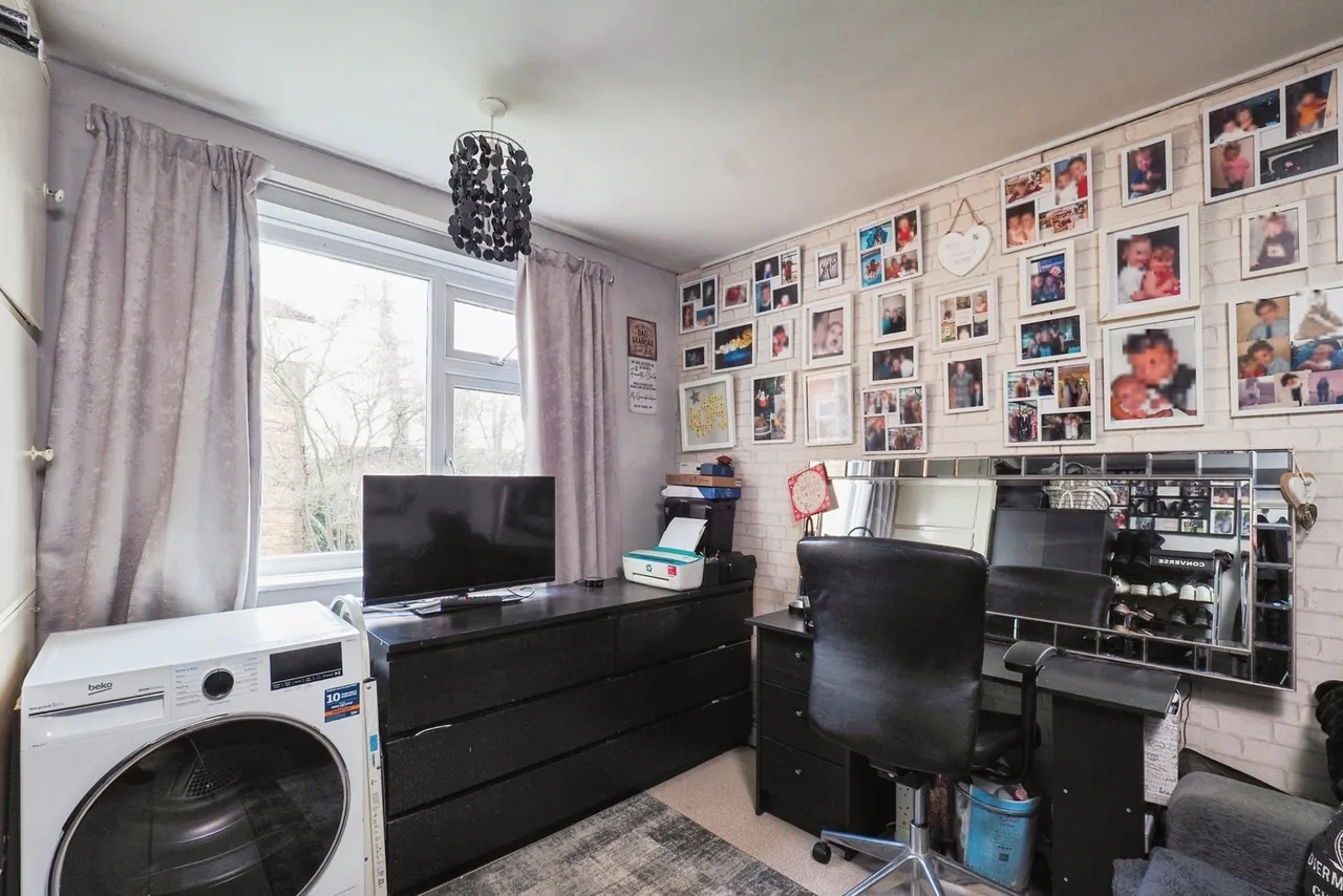 Capitol Court, Wollaton, Nottingham, NG8, photo 10