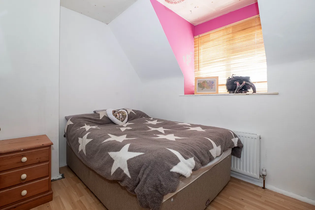 Mays Road, Teddington, TW11, photo 6