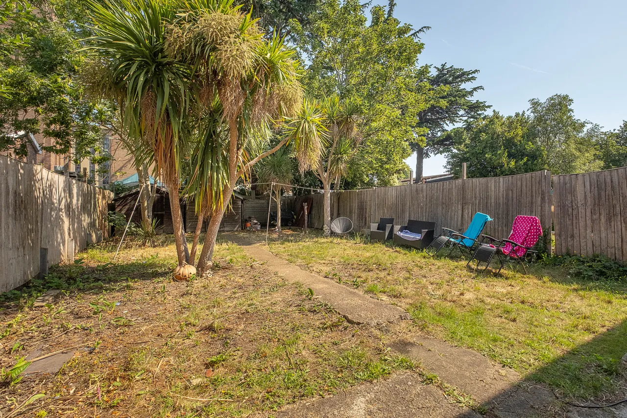 Mays Road, Teddington, TW11, photo 5