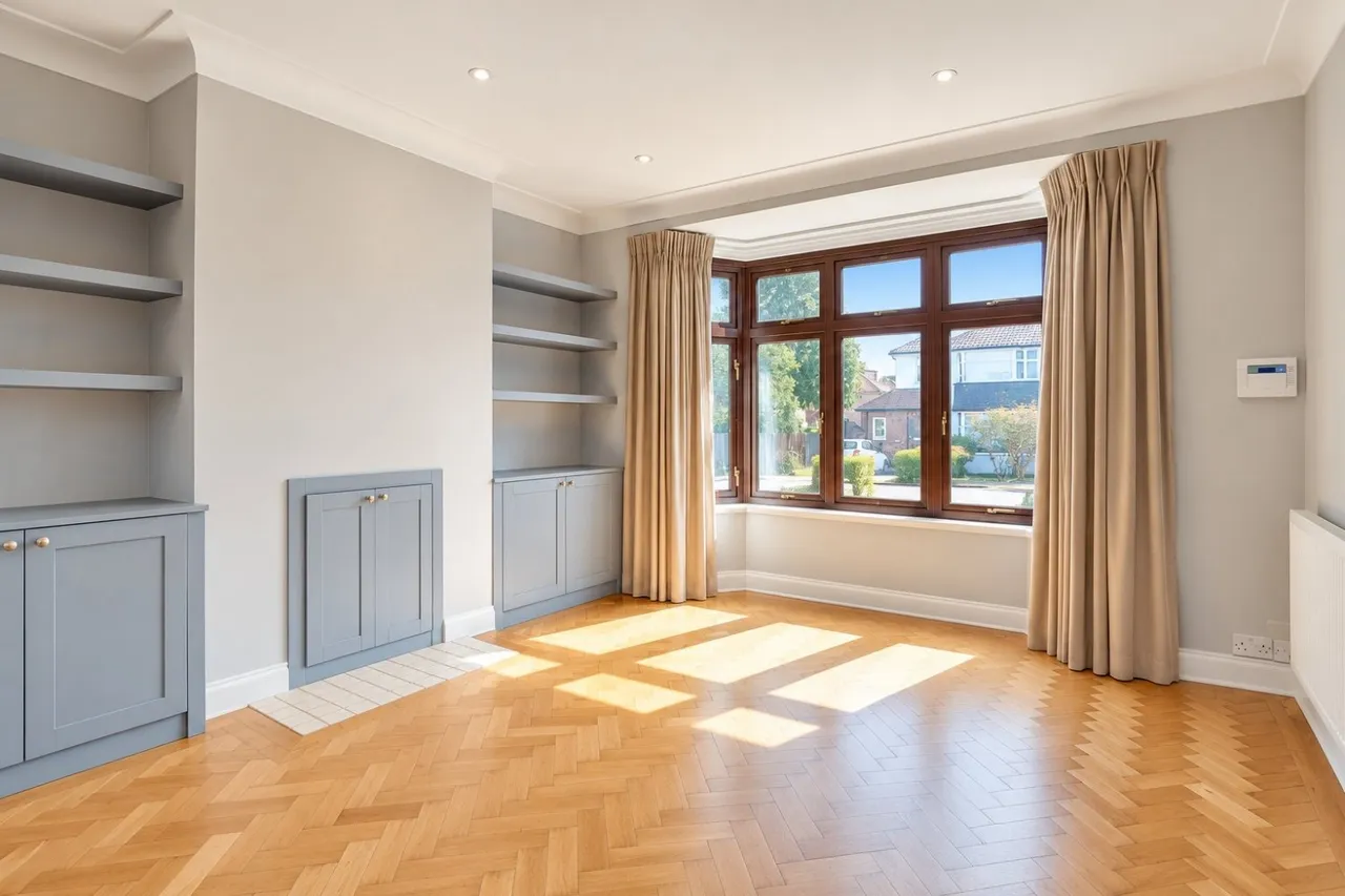 Whitton Close, Greenford, UB6, photo 10