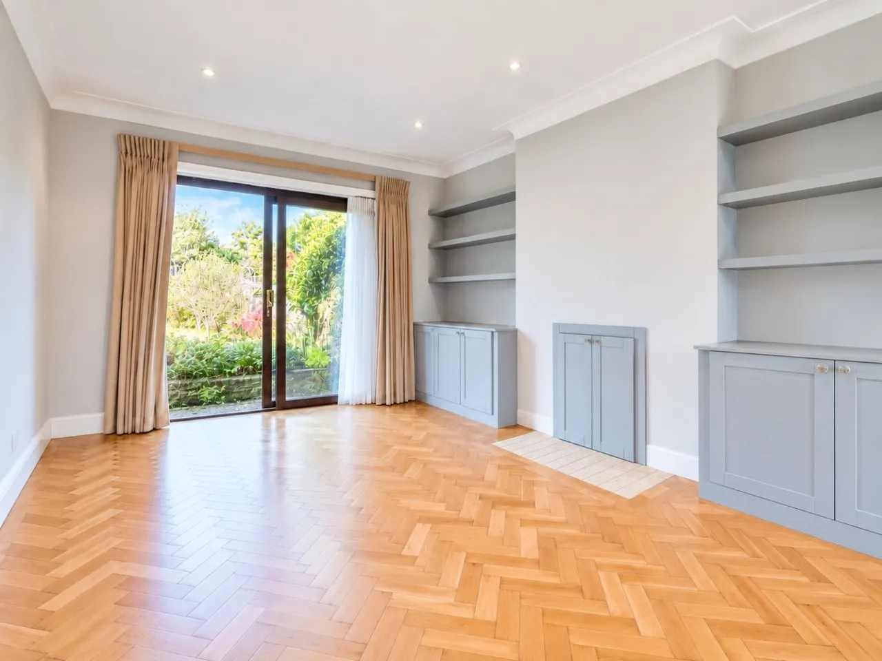 Whitton Close, Greenford, UB6, photo 4