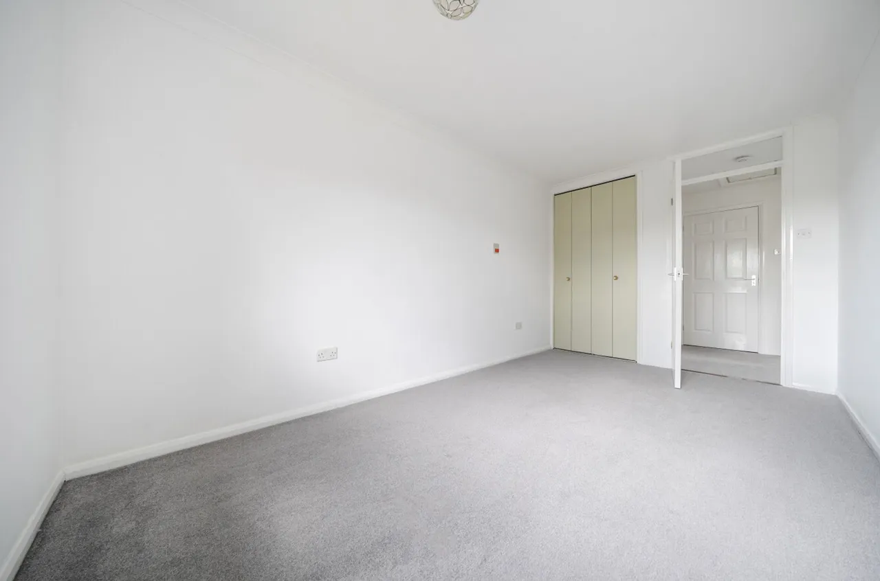 Priestley Way, Middleton-On-Sea, PO22, photo 9