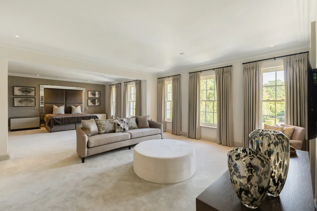 Princes Drive, Oxshott, KT22, photo 7