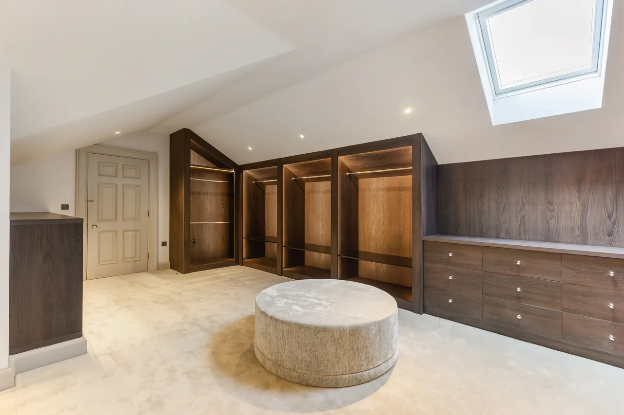 Princes Drive, Oxshott, KT22, photo 8