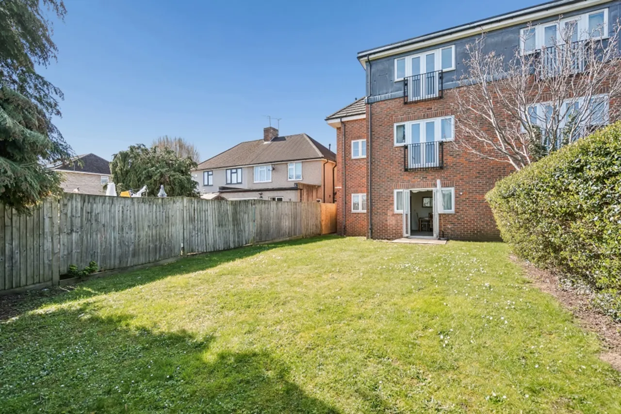 Devon Road, Watford, WD24, photo 13
