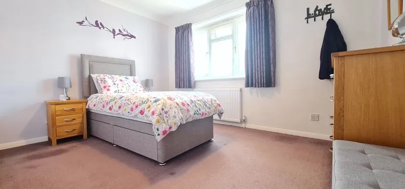 Parkway Close, Eastwood, Essex, SS9 5RL, photo 15