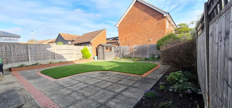 Parkway Close, Eastwood, Essex, SS9 5RL, photo 5