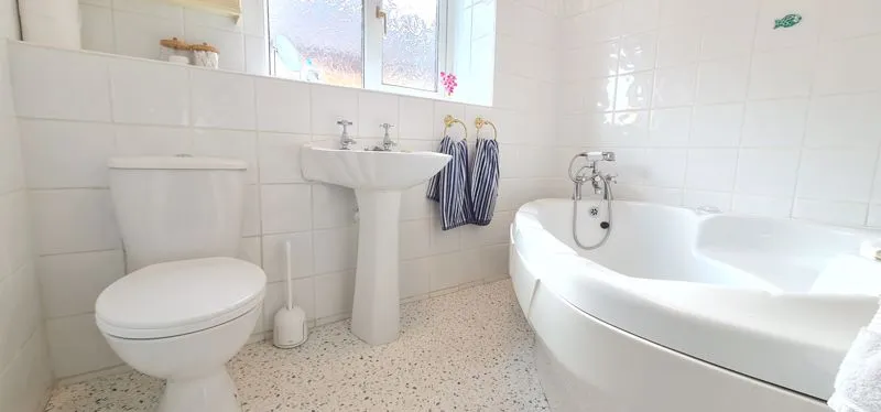 Parkway Close, Eastwood, Essex, SS9 5RL, photo 22