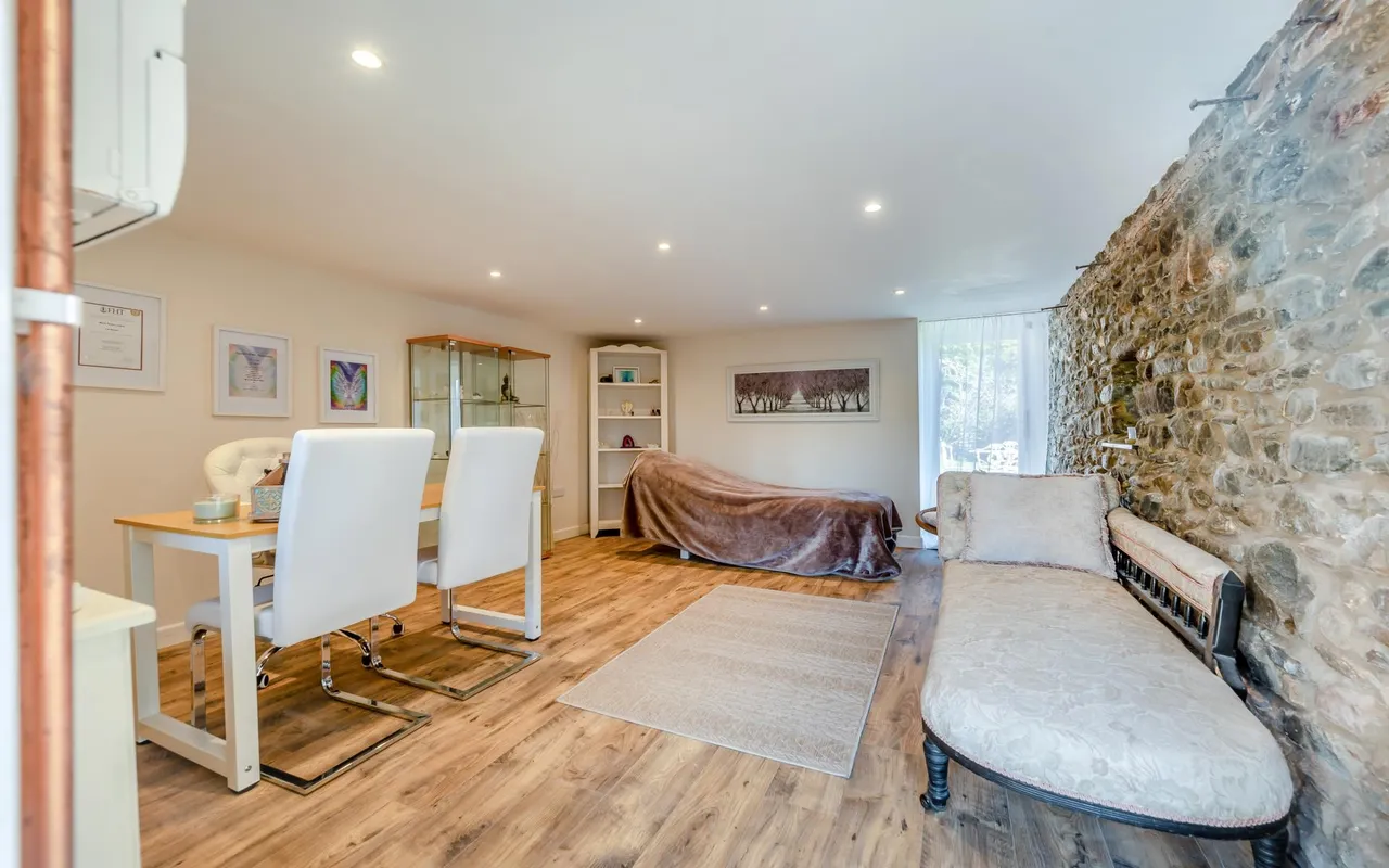 Y Wern, Llanwrda, photo 24