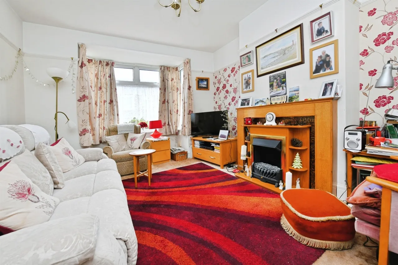 East Park Avenue, Plymouth, PL4, photo 2