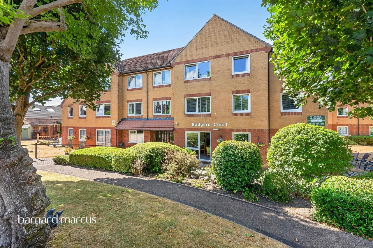 1 bed flat for sale, The Grove, Epsom, KT17