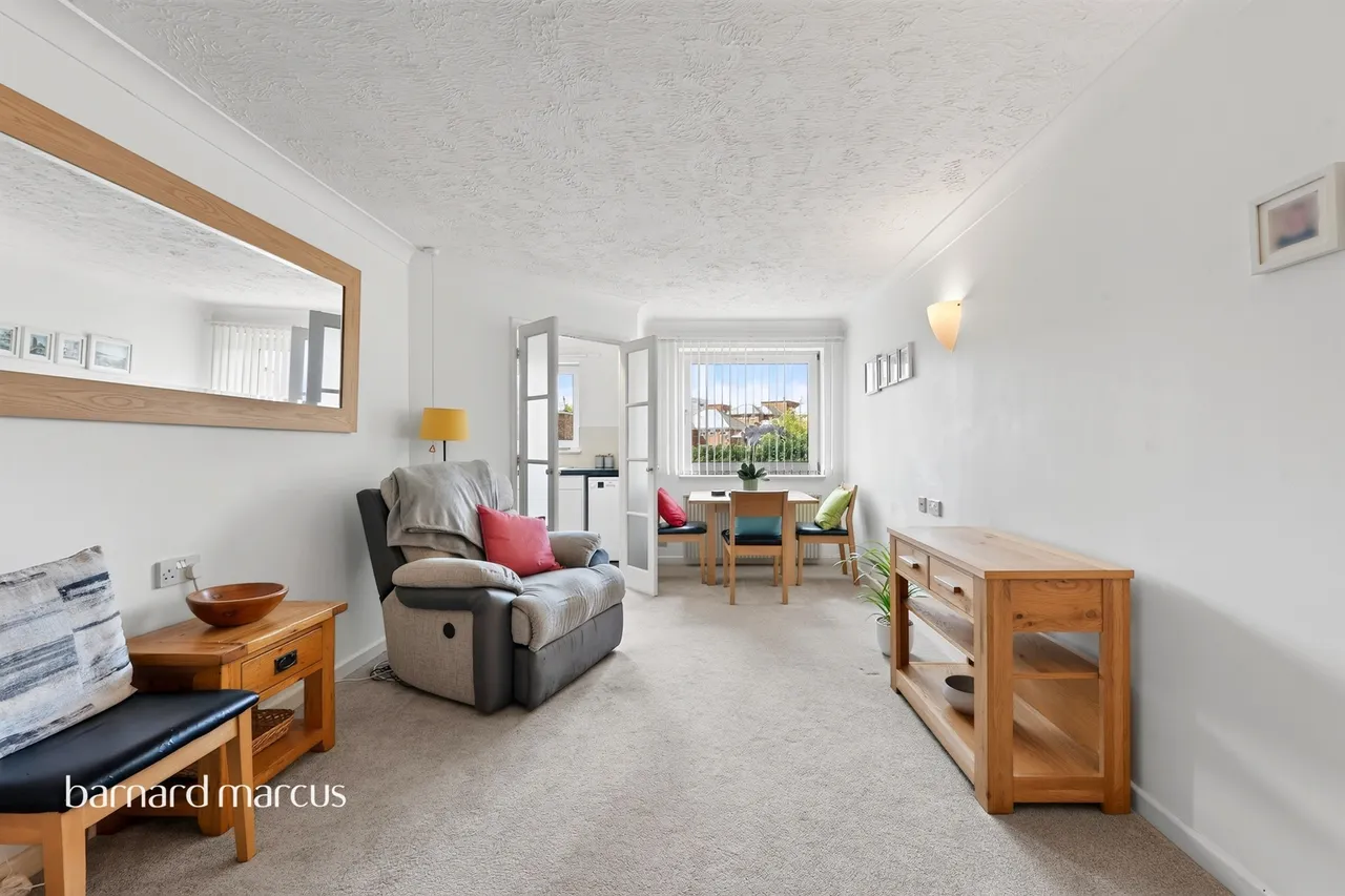 The Grove, Epsom, KT17, photo 11