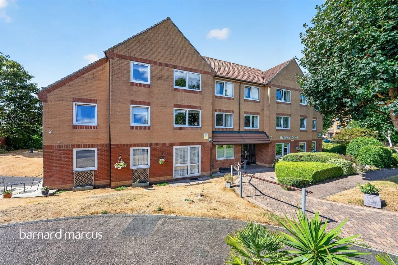 The Grove, Epsom, KT17, photo 6