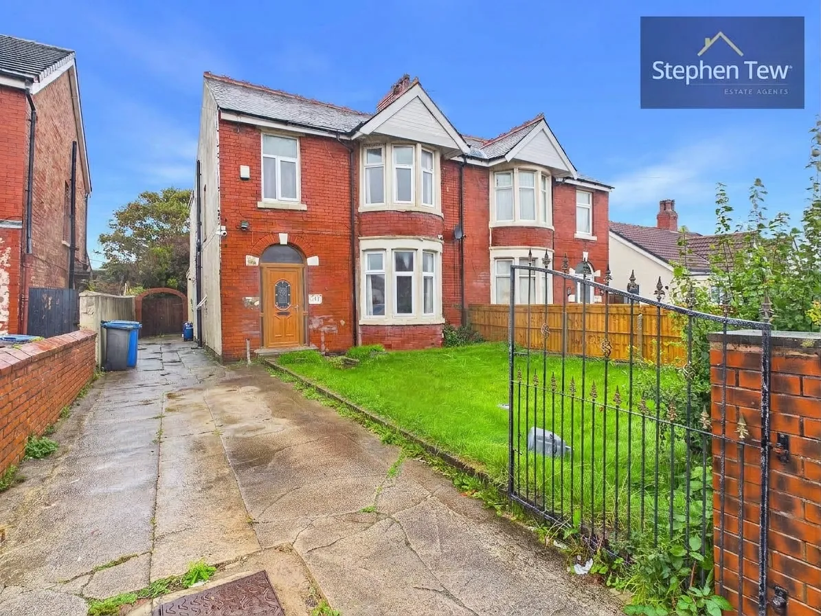 4 bed house for sale, Bloomfield Road, Blackpool, FY1