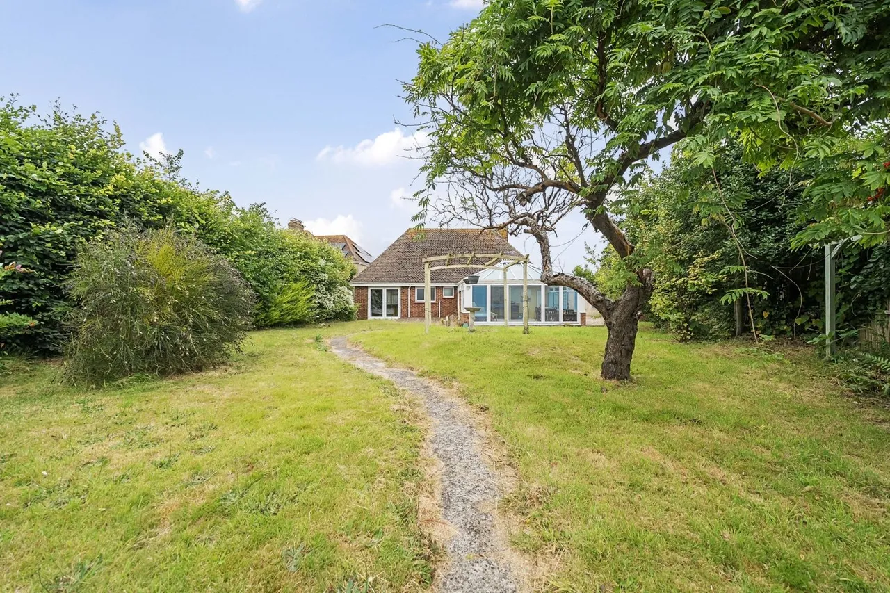 Brabourne Gardens, Folkestone, CT20, photo 15