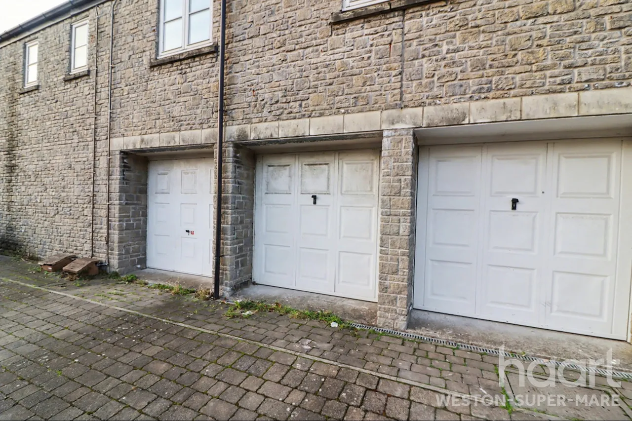 Allans Way, Weston-Super-Mare, BS24, photo 15