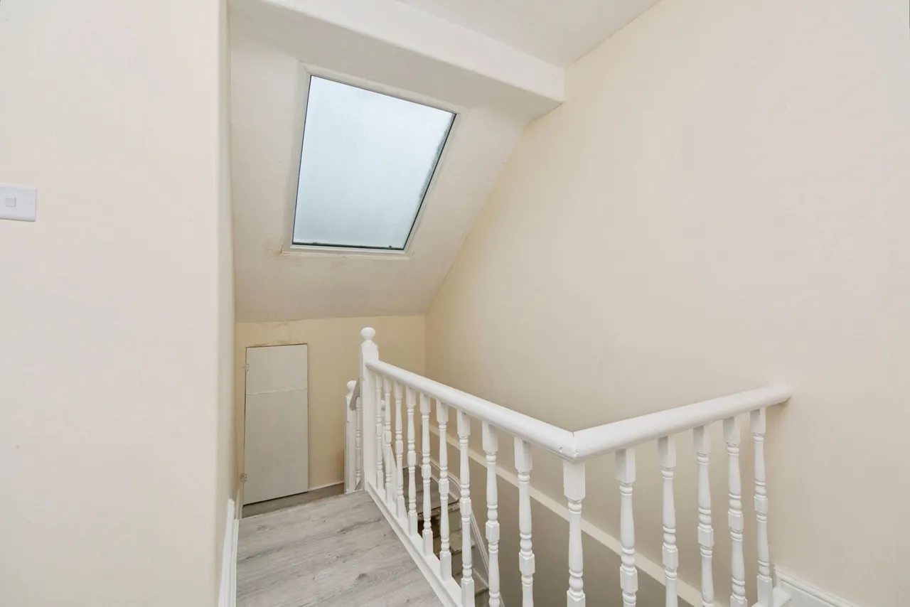 Llewelyn Road, Colwyn Bay, LL29, photo 17