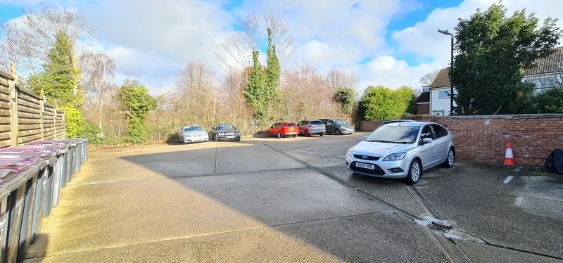 Uplands Park Road, Rayleigh, Essex, SS6 8AY, photo 16