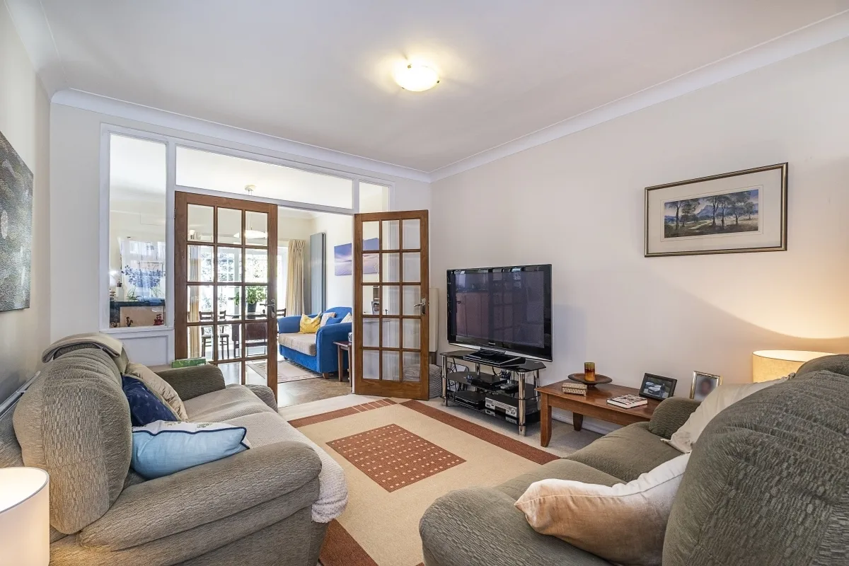 Sandbourne Avenue London SW19, photo 5